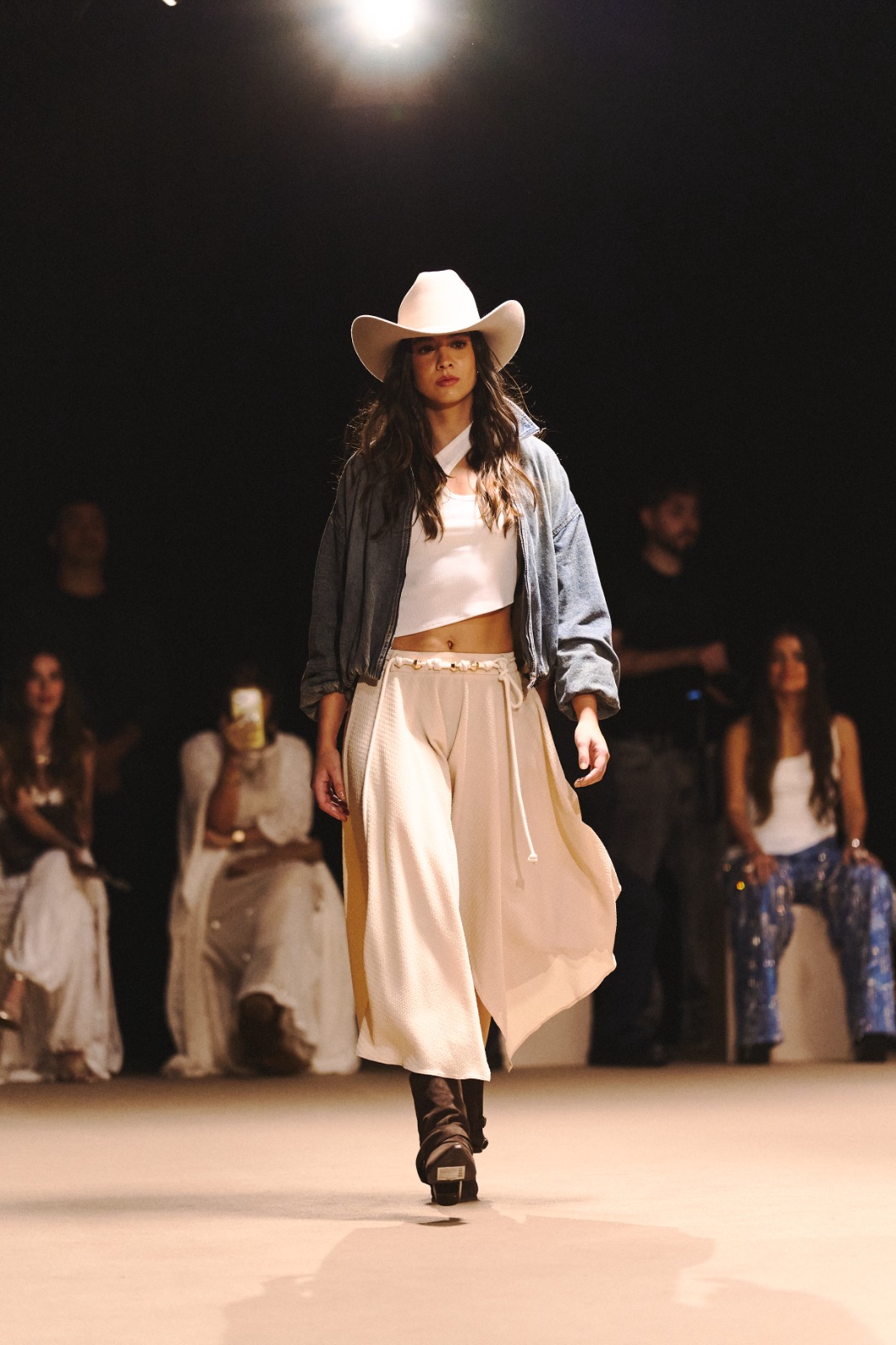 ela y Andrea Agudelo, colección Metamorfosis